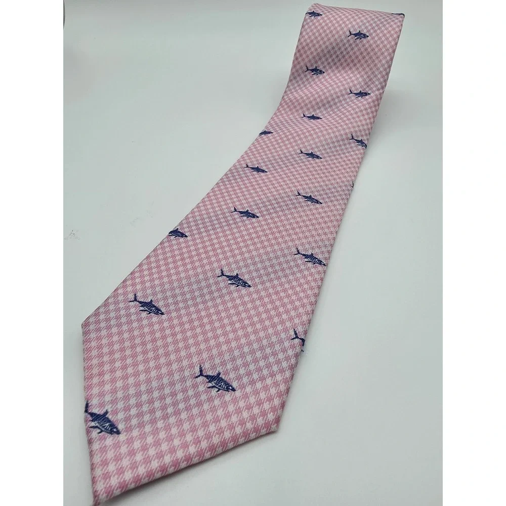 Chaps Ralph Lauren Men's Pink Blue Geometric Shark 100% Silk Tie 58